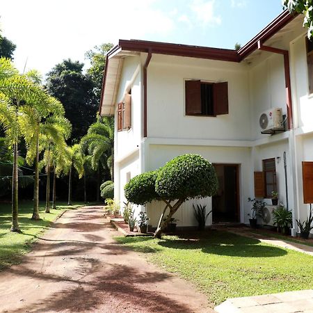 Green Edge Villa Хиккадува Экстерьер фото