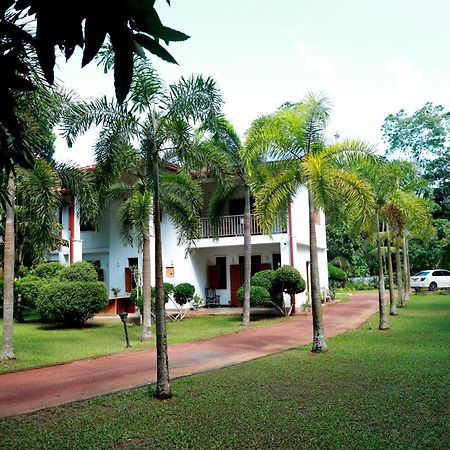 Green Edge Villa Хиккадува Экстерьер фото